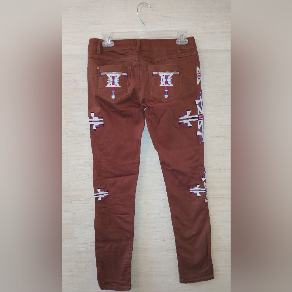 36 Points 5 Brown Pants with Red and White Tribal Pattern (15" by 36") - Picture 2 of 9